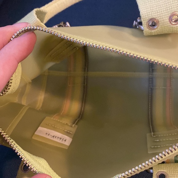 Franco Sarto line color Smoothie Style purse barely used. No rips or tares - Picture 6 of 8